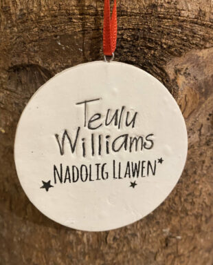 Addurn Nadolig Teulu